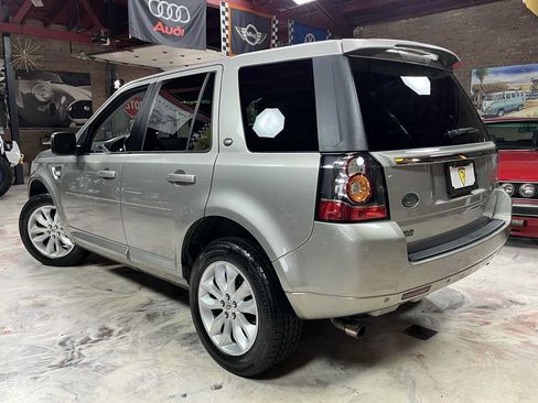 Used 2013 Land Rover LR2 AWD/4WD image 5