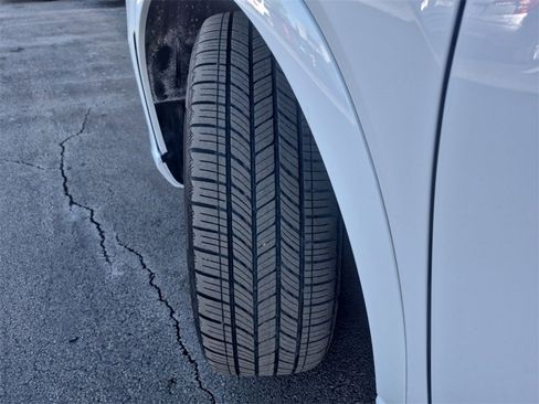 Used 2023 Lexus RX 500h F Sport image 25