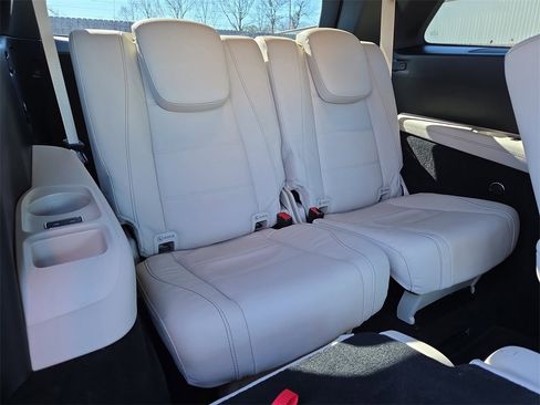 Certified 2023 Mercedes-Benz GLS 580 GLS 580 image 15