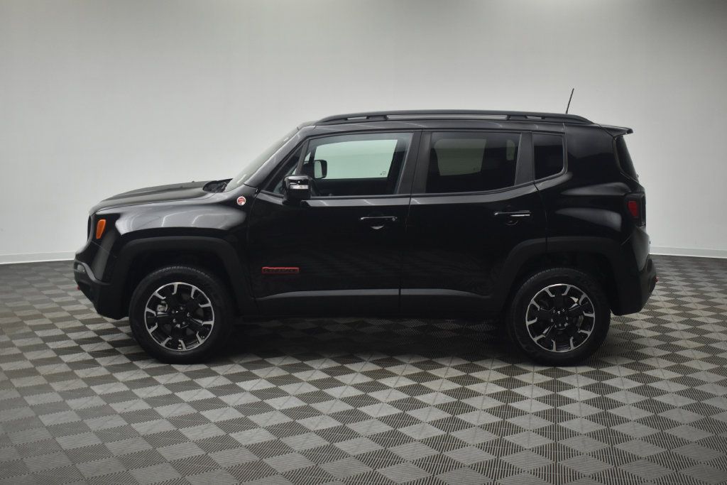 Used 2023 Jeep Renegade Trailhawk w/ Trailer Tow Group AWD/4WD image 8