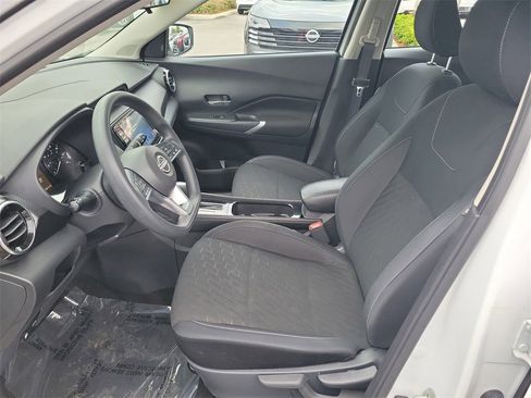 Certified 2023 Nissan Kicks SV image 14