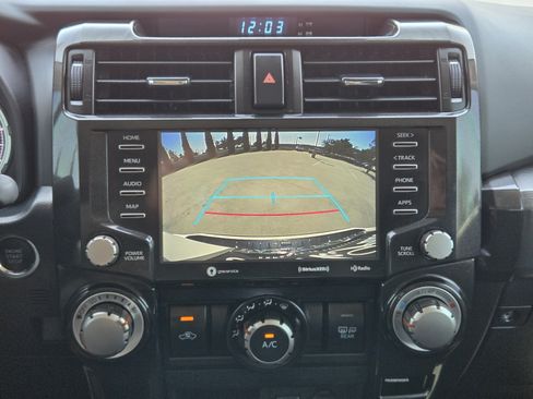 Used 2022 Toyota 4Runner TRD Off-Road AWD/4WD image 14
