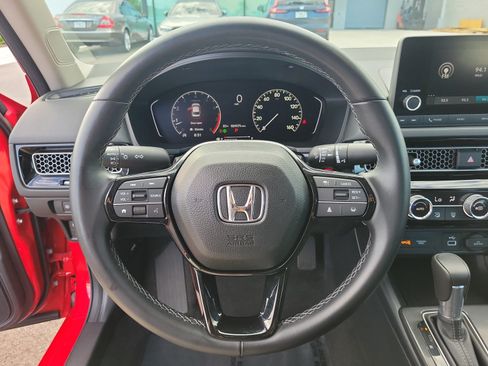 Used 2024 Honda Civic EX image 17