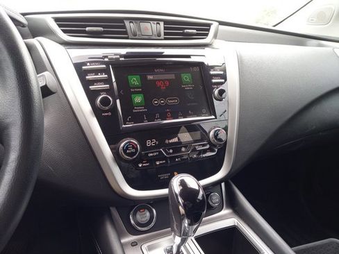 Used 2021 Nissan Murano SL w/ SL Moonroof Package image 18