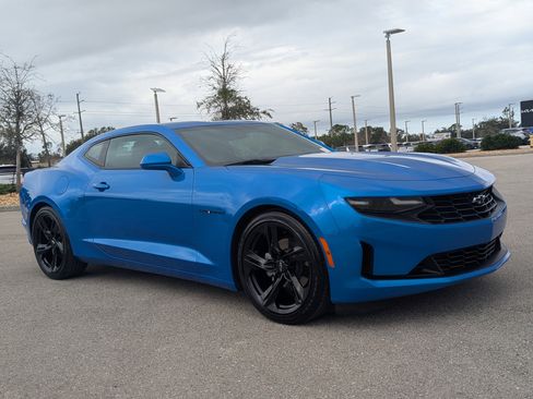 Used 2024 Chevrolet Camaro LT image 2