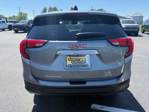 Used 2019 GMC Terrain SLE w/ Driver Convenience Package AWD/4WD image 4