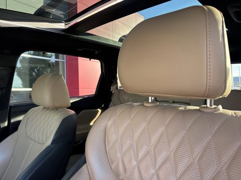 Used 2021 Hyundai Santa Fe Calligraphy image 16