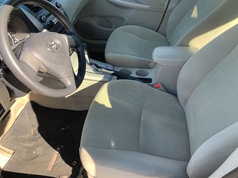 Used 2011 Toyota Corolla LE image 10