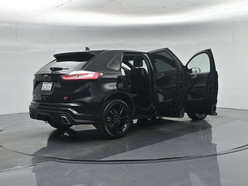 Used 2019 Ford Edge ST w/ Equipment Group 401A AWD/4WD image 34