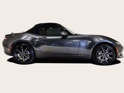 Used 2024 MAZDA MX-5 Miata Grand Touring image 6