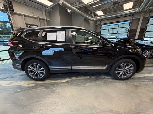 Used 2020 Honda CR-V Touring image 29