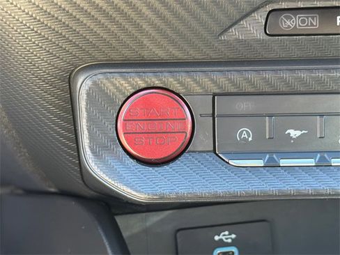 Certified 2024 Ford Mustang Coupe image 22