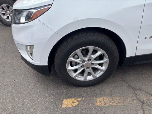 Used 2021 Chevrolet Equinox LS w/ LS Convenience Package image 6