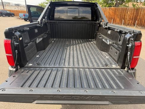 Used 2024 Toyota Tacoma 4x4 Double Cab Hybrid image 32