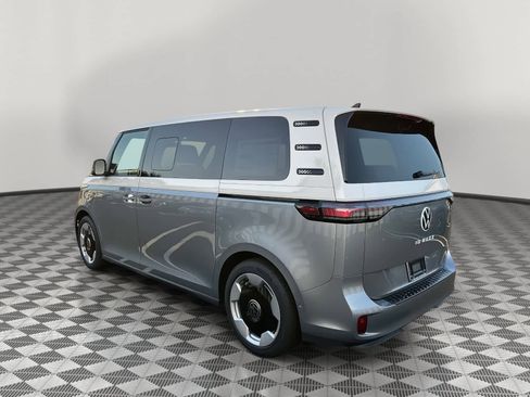 New 2025 Volkswagen ID. Buzz Pro S Plus RWD image 5