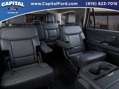 New 2027 Ford Expedition Active AWD/4WD image 11