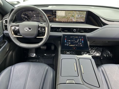 Certified 2026 INFINITI QX80 4WD image 19