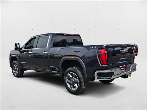New 2025 GMC Sierra 2500 SLT w/ SLT Convenience Package image 9