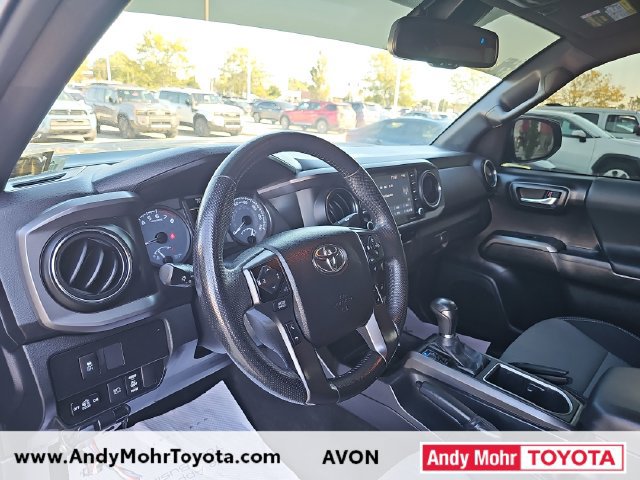 Used 2021 Toyota Tacoma TRD Off-Road AWD/4WD image 9