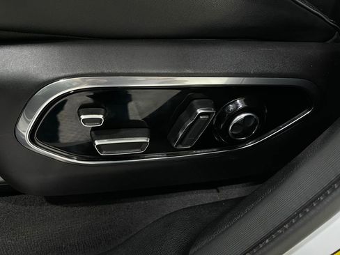 Used 2021 Jeep Grand Cherokee L Overland w/ Advanced Protech Group III image 19