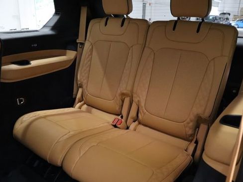 Used 2023 Jeep Grand Cherokee L Summit w/ Advanced Protech Group IV image 19