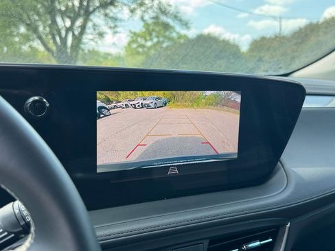 Used 2025 Buick Encore GX Preferred AWD/4WD image 17