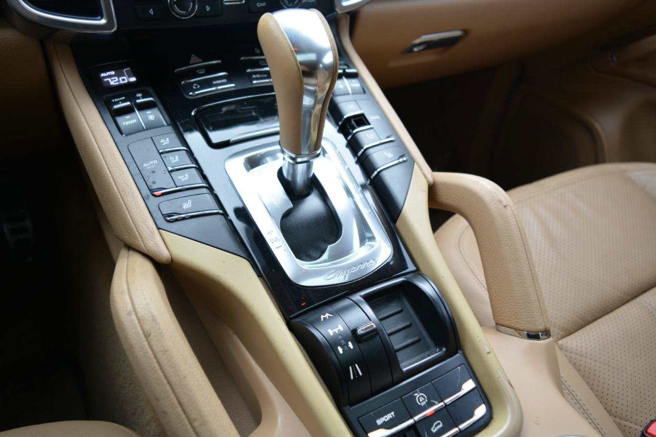 Used 2013 Porsche Cayenne AWD/4WD image 24
