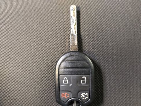 Used 2018 Ford Fiesta SE FWD image 32