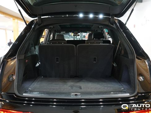 Used 2022 Audi Q7 image 37