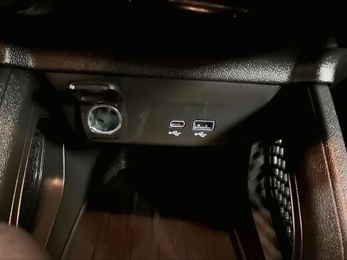 Used 2025 Chevrolet TrailBlazer LT image 26