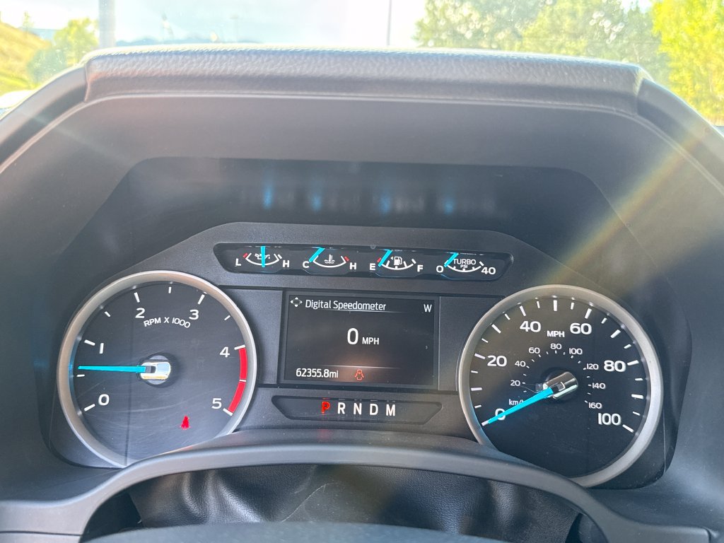 Used 2022 Ford F250 XLT w/ Black Appearance Package AWD/4WD image 15