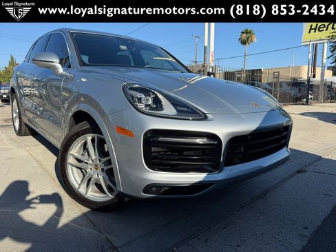 Used 2021 Porsche Cayenne E-Hybrid AWD/4WD image 1