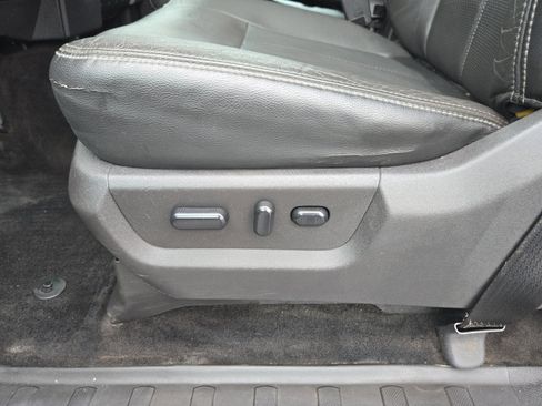 Used 2015 Ford F250 Lariat w/ Lariat Ultimate Package AWD/4WD image 12