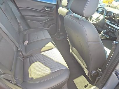 Certified 2025 Chevrolet Trax LT w/ LT Convenience Package