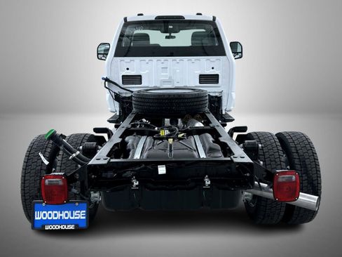 New 2026 Ford F550 4x4 Regular Cab Super Duty image 6