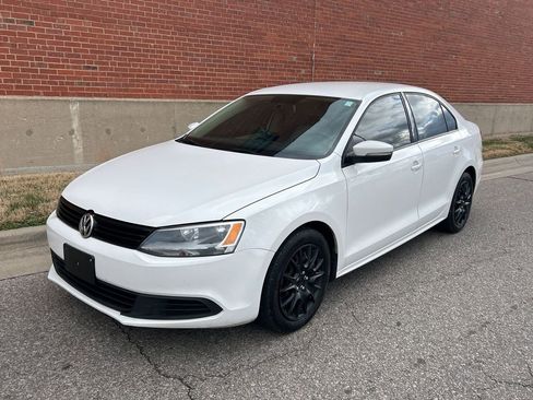 Used 2012 Volkswagen Jetta SE image 1