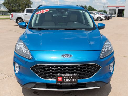 Used 2021 Ford Escape Titanium AWD/4WD image 4