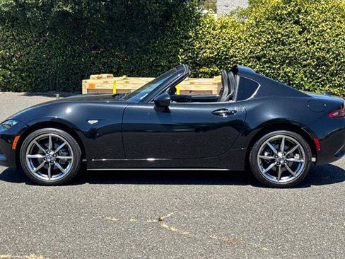 Used 2022 MAZDA MX-5 Miata RF Grand Touring RWD image 6
