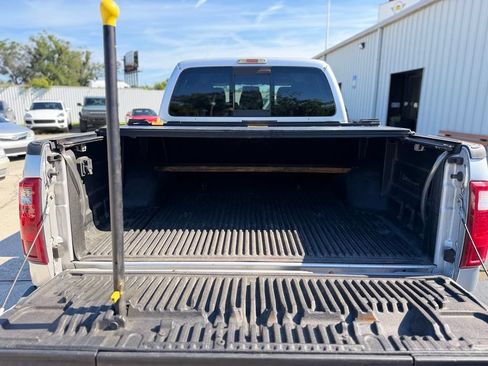 Used 2013 Ford F250 XLT w/ XLT Premium Pkg AWD/4WD image 9