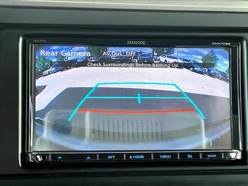 Used 2019 Toyota Tacoma SR5 AWD/4WD image 12