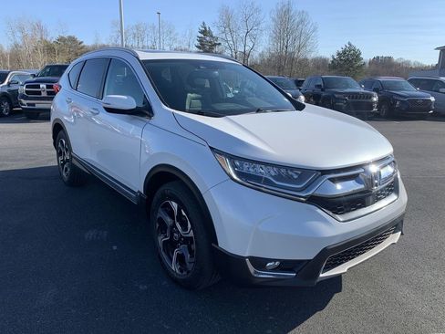 Used 2019 Honda CR-V Touring image 1