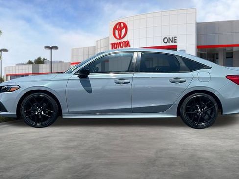 Used 2022 Honda Civic Sport image 8