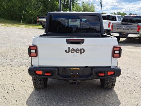 Used 2024 Jeep Gladiator Rubicon w/ Safety Group image 4