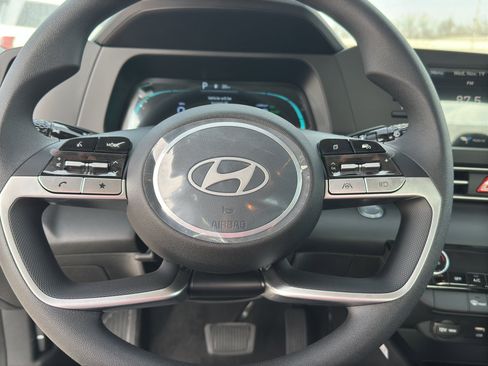 New 2025 Hyundai Elantra Blue image 13