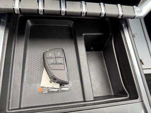 Certified 2025 GMC Acadia Elevation image 27