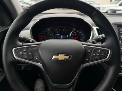 Used 2023 Chevrolet Equinox LT w/ Driver Convenience Package image 24