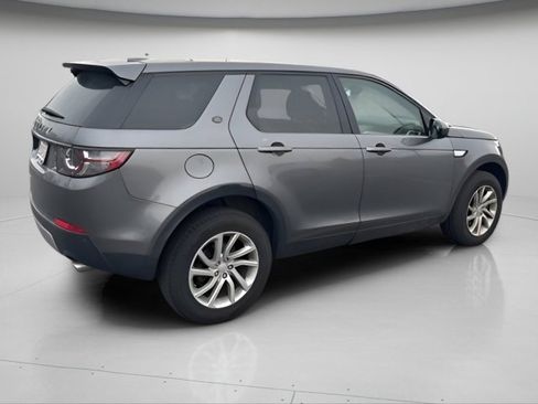 Used 2018 Land Rover Discovery Sport HSE image 3