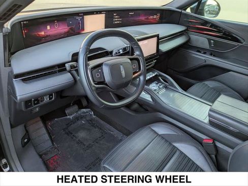 Used 2024 Lincoln Nautilus Reserve w/ Jet Appearance Package (87T) AWD/4WD image 7