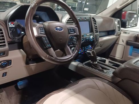 Used 2019 Ford F150 Limited w/ Trailer Tow Package image 4