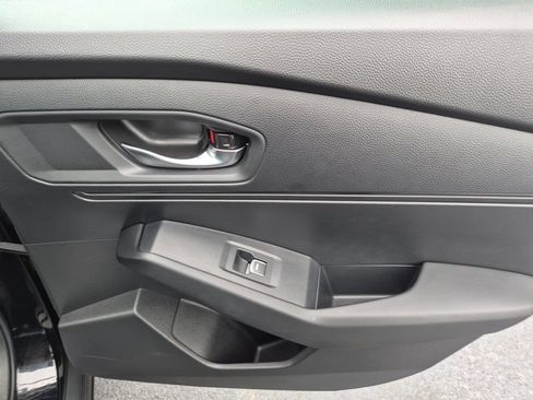 Used 2025 Honda Accord LX image 28